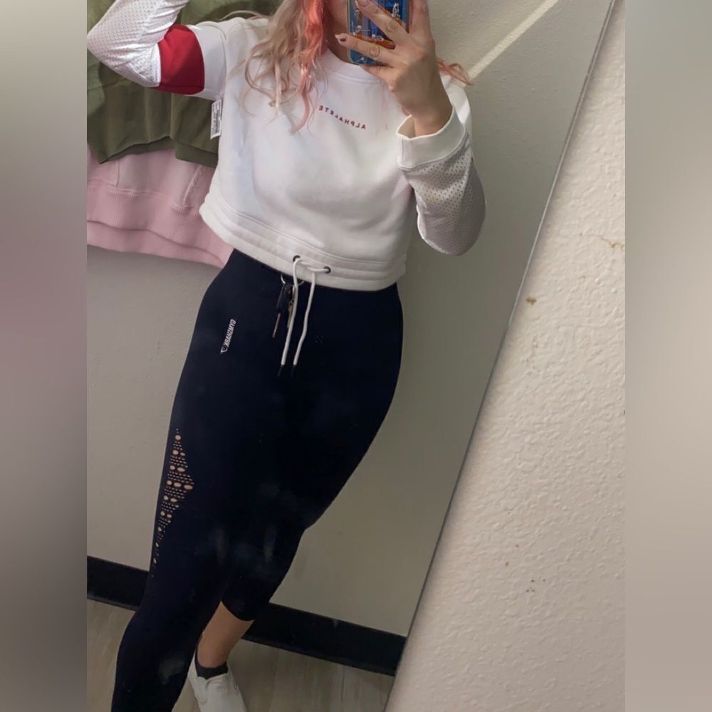 Gymshark energy + seamless cropped black leggings